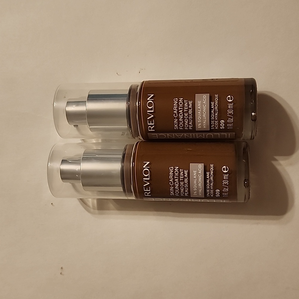 (Lot of 2) Revlon Illuminance Skin- Caring Foundation Sandalwood 509